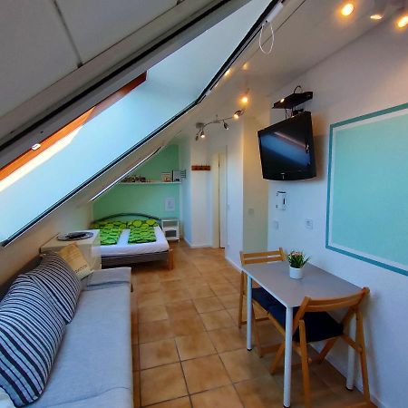 Auszeit Im Gruenen - Ferienwohnung In Huenxe エクステリア 写真